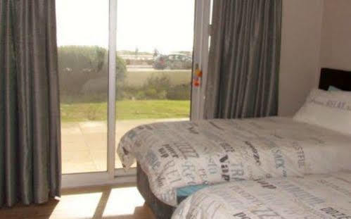 Blouberg Beachfront Accommodation Bloubergstrand Ngoại thất bức ảnh