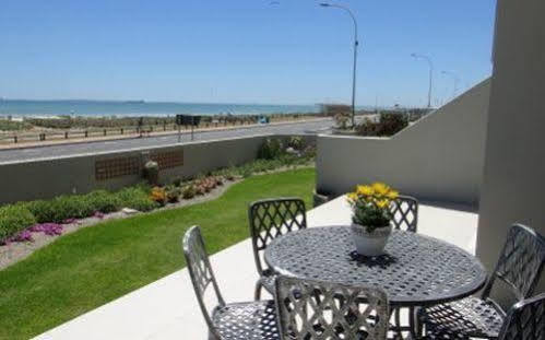 Blouberg Beachfront Accommodation Bloubergstrand Ngoại thất bức ảnh